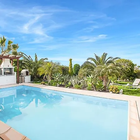 Villa Sleeps 7 With Pool Air Con And Wifi Latchi